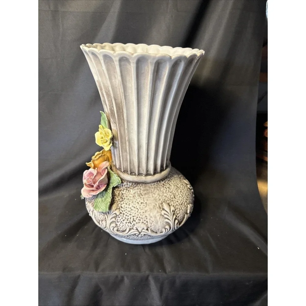 Large Vintage Capodimonte Style Porcelain Rose Vase Made In Italy 14in Tall 4lb